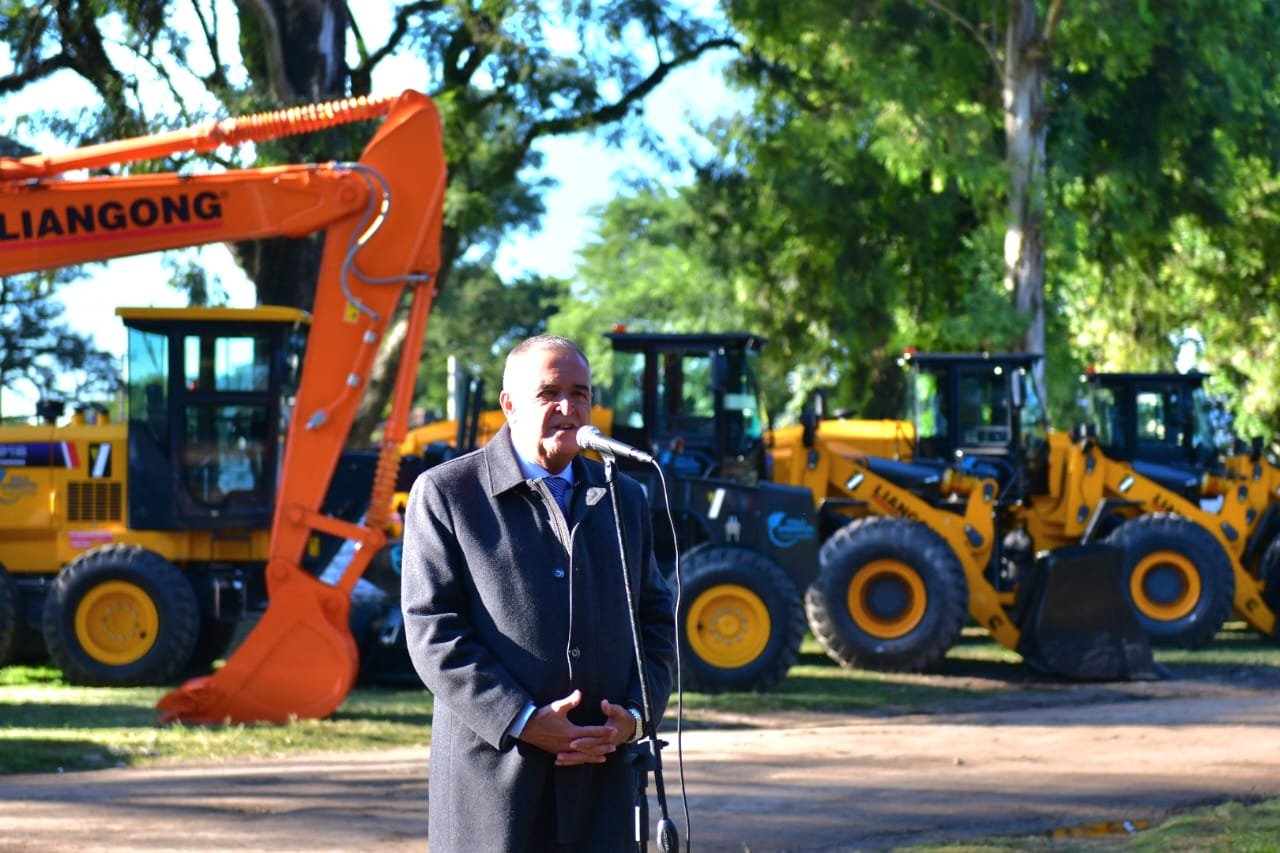 El Consorcio Metropolitano presentó las nuevas maquinarias adquiridas El Consorcio Metropolitano presentó las nuevas maquinarias adquiridas