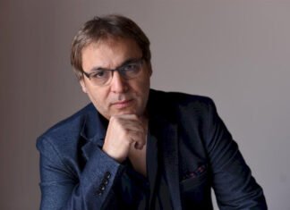 “Palabra plena”: tres funciones de Gabriel Rolón en el Mercedes Sosaa