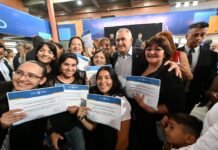 Jaldo entregó certificados a 140 egresados del programa Educación sobre Ruedas