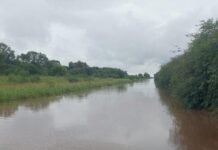 Las fuertes lluvias ocasionaron un corte total en la ruta nacional EX34