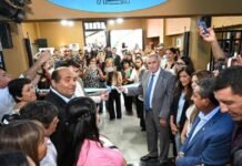 Jaldo inauguró obras en la biblioteca de Trancas y entregó camionetas