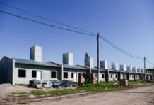 La construcción de las 135 viviendas en la Capital ya supera el 44% de avance