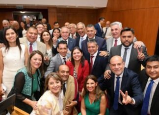 Legisladores e intendentes elogiaron el discurso del gobernador Jaldo