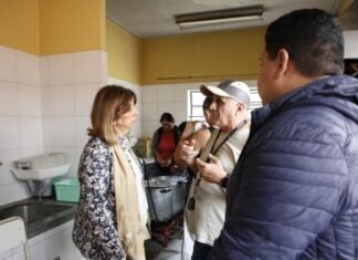 Escuelas de San Andrés albergan a 30 familias afectadas por el temporal