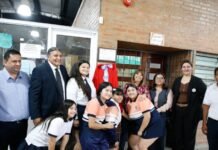 La ministra Montaldo visitó la Escuela Secundaria El Salvador en su 15º Aniversario