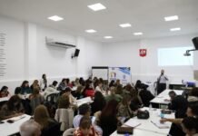 El Gobierno lanzó la 2ª Etapa de Capacitación Docente en Inteligencia Artificial