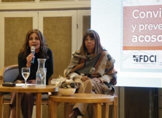 Educación y la Facultad de Psicología capacitaron a docentes