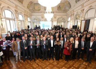 Jaldo entregó equipamiento y firmó convenios por más de $168 millones para fortalecer cooperativas tucumanas