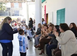 Jardines de infantes celebraron su día en la ENI “Tiburcio Padilla”