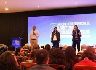 Docentes continúan capacitándose en el Congreso Provincial de Alfabetización, Innovación y Vínculos