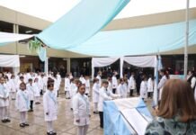 Cien alumnos de Manantial Sur realizaron su promesa de lealtad a la bandera