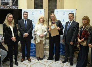 Entregaron personerías jurídicas a más de 100 organizaciones civiles