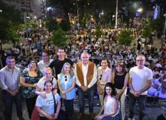 Tucumán Danza convocó a miles de bailarines en la Plaza Independencia para conmemorar la cultura y la tradición